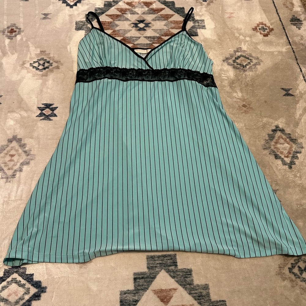California Dynasty Lace Detail Nighty sz XL